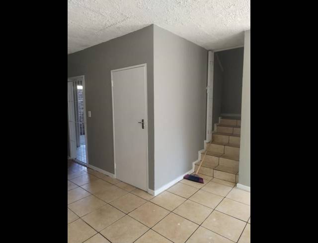 3 BEDROOM PROPERTY TO RENT IN CLAYVILLE